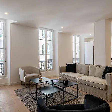 Superb 90m2 In The Heart Of Канны