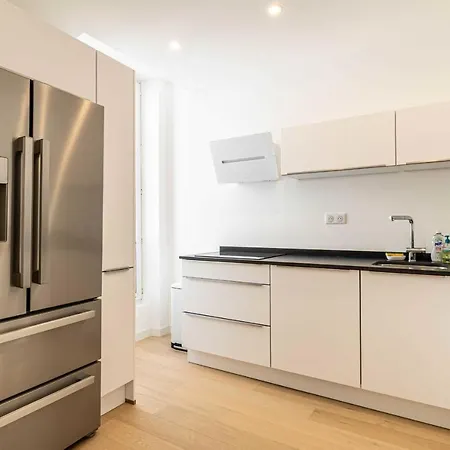 Apartmán Superb 90m2 In The Heart Of