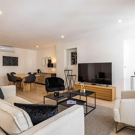 Superb 90m2 In The Heart Of Apartmán